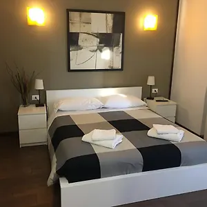Almi 3*, Roma Itália